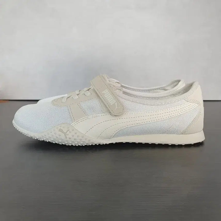 [BUNJANG] Puma Bella V Blush Ivory Sneakers (245) / 푸마 벨라 V 블러쉬 아이보리 (245)