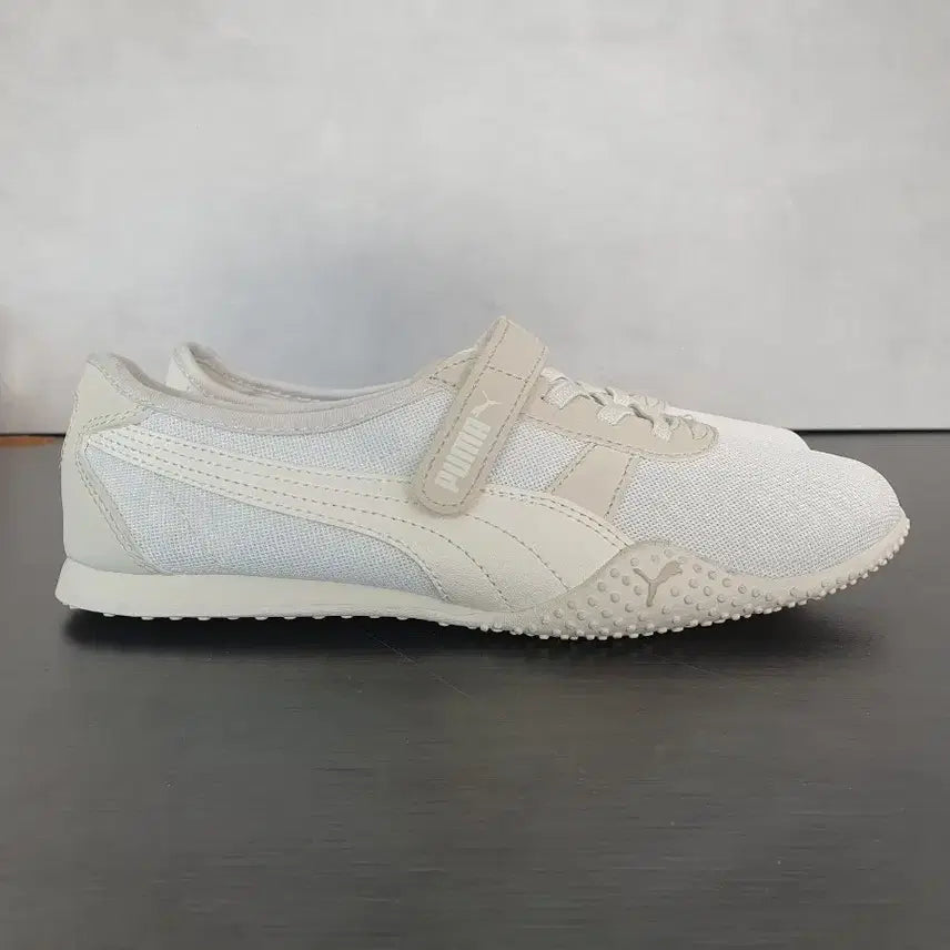 [BUNJANG] Puma Bella V Blush Ivory Sneakers (245) / 푸마 벨라 V 블러쉬 아이보리 (245)