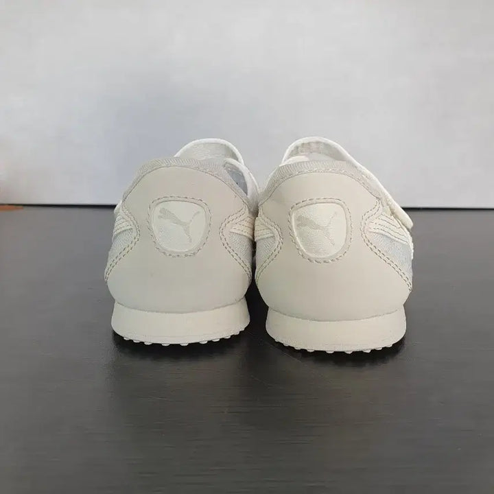 [BUNJANG] Puma Bella V Blush Ivory Sneakers (245) / 푸마 벨라 V 블러쉬 아이보리 (245)