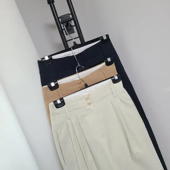 [BUNJANG] Favorite Tucked Cuffed Pants / 새-페이보릿-핀턱카브라팬츠s(총장108)