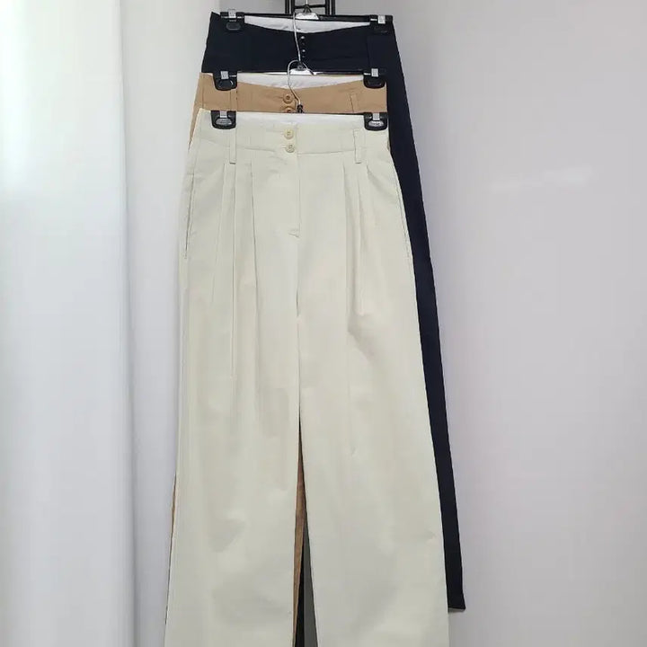 [BUNJANG] Favorite Tucked Cuffed Pants / 새-페이보릿-핀턱카브라팬츠s(총장108)