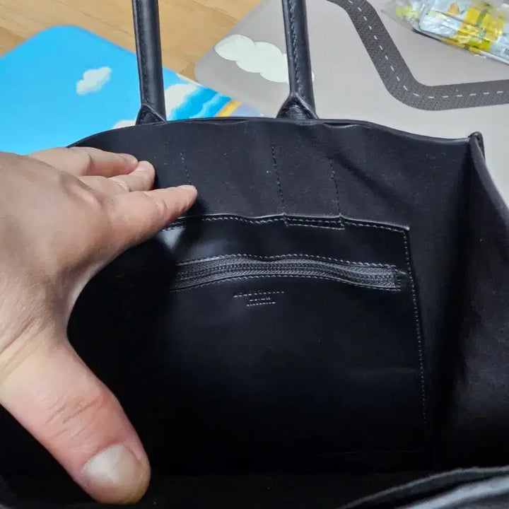 [BUNJANG] Acne Studios Black Fringe Tote Bag / 아크네 스튜디오 블랙 프린지 토트백