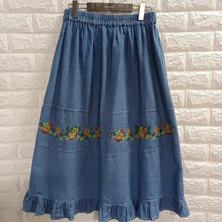 [SOLD OUT] 플라워자수 데님스커트