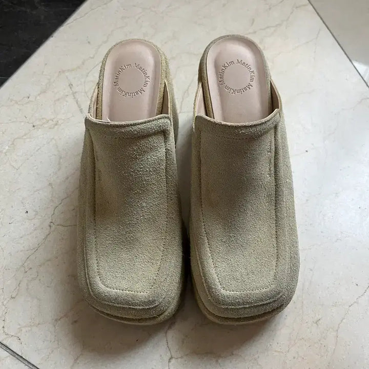 [BUNJANG] Matinkim Platform Mules / 마뗑킴 통쿱 뮬