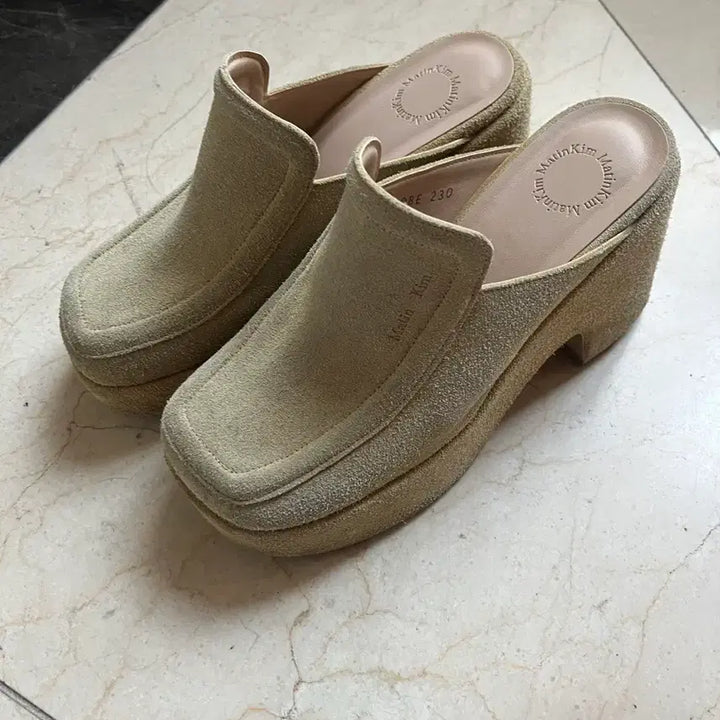 [BUNJANG] Matinkim Platform Mules / 마뗑킴 통쿱 뮬