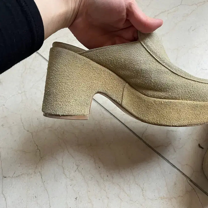 [BUNJANG] Matinkim Platform Mules / 마뗑킴 통쿱 뮬