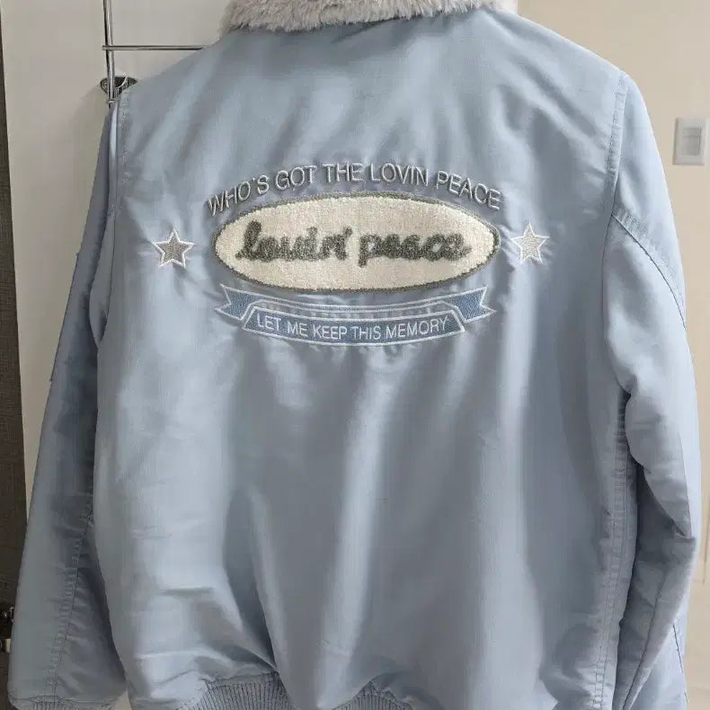 [BUNJANG] Unbranded Sky Blue Quilted Varsity Padded Jacket / 퍼 누빔 바시티 패딩 자켓(색상 하늘색.귀여워요~)