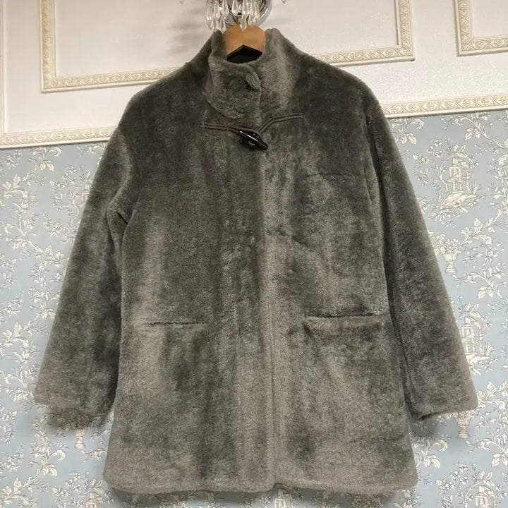 [BUNJANG] Briel Khaki Brown Faux Fur Coat / 브리엘 퍼코트 55~66~77카키브라운