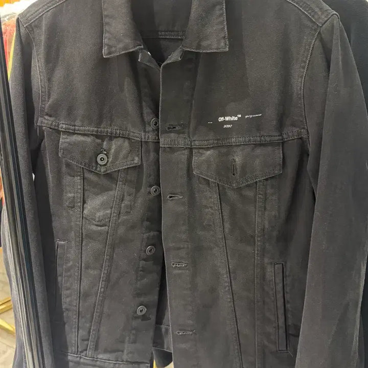 [BUNJANG] Off-White Tape Arrow Denim Jacket / 오프화이트 태이프 에로우 데님 자켓