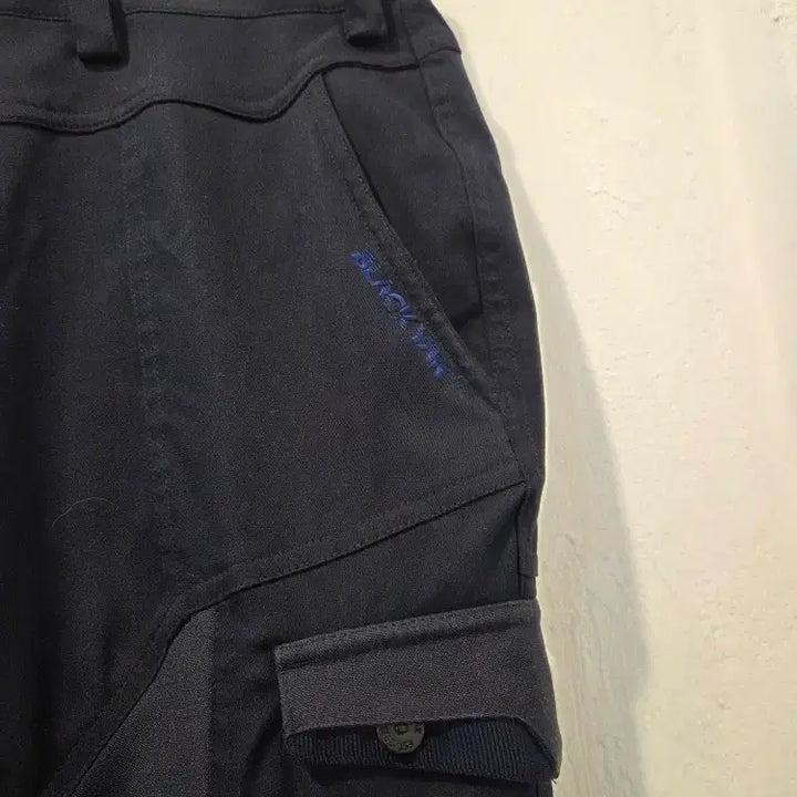 [BUNJANG] Black Yak Navy Cargo Pants / 블랙야크 네이비 카고 바지