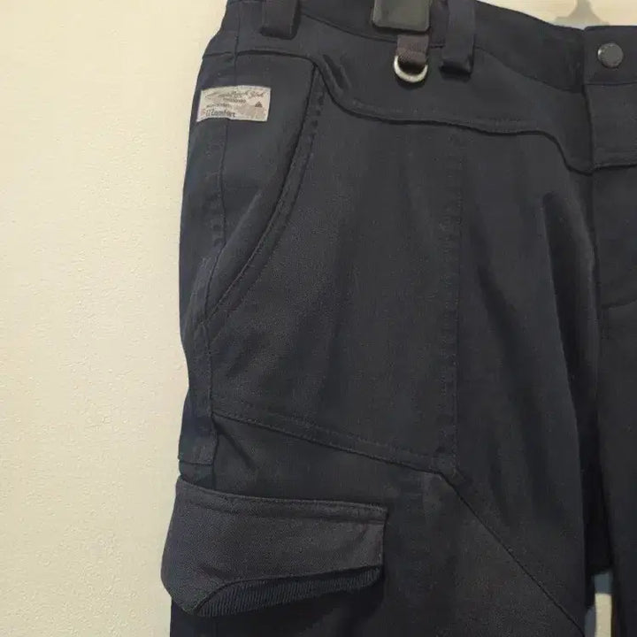 [BUNJANG] Black Yak Navy Cargo Pants / 블랙야크 네이비 카고 바지