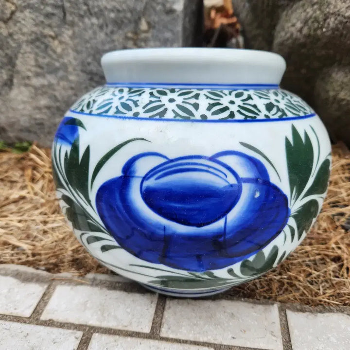 [BUNJANG] Celadon Porcelain Peony Jar / 외사기 목단항아리