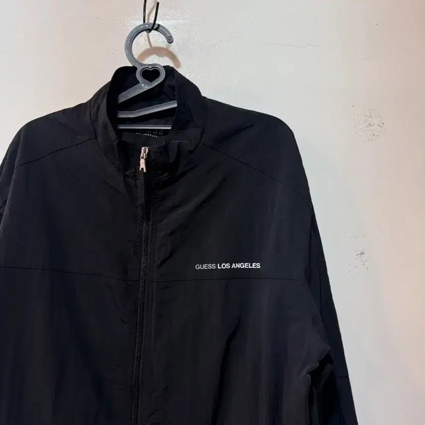[BUNJANG] GUESS Windbreaker Jacket XL / GUESS 검정 바람막이 XL