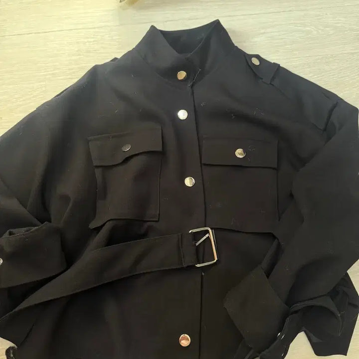 [BUNJANG] Loose Fit Big Pocket Buckle Belt Short Field Jacket / 루즈핏 빅포켓 버클벨트 숏 야상자켓