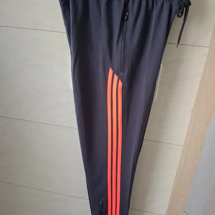 [BUNJANG] Adidas Predator S Pants / 아디다스 predator 춘추용 S 새상품