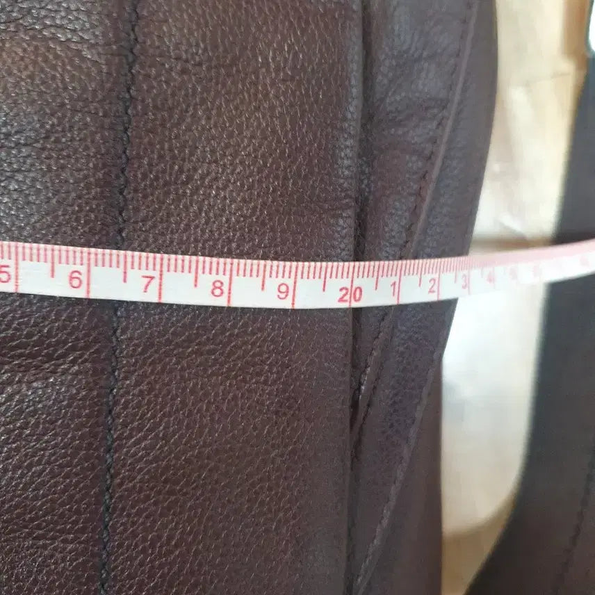 [BUNJANG] Coach Leather Sling Bag Brown / 코치 가죽 슬링백 브라운