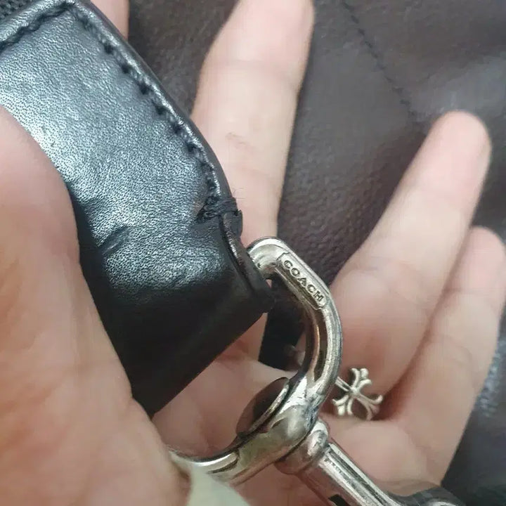 [BUNJANG] Coach Leather Sling Bag Brown / 코치 가죽 슬링백 브라운