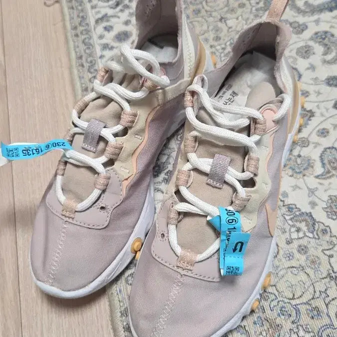 [BUNJANG] Nike React Element Sneakers 230 / 나이키 리액트 엘리먼트 운동화 230