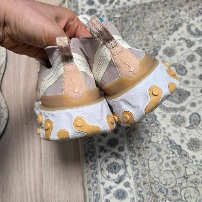 [BUNJANG] Nike React Element Sneakers 230 / 나이키 리액트 엘리먼트 운동화 230