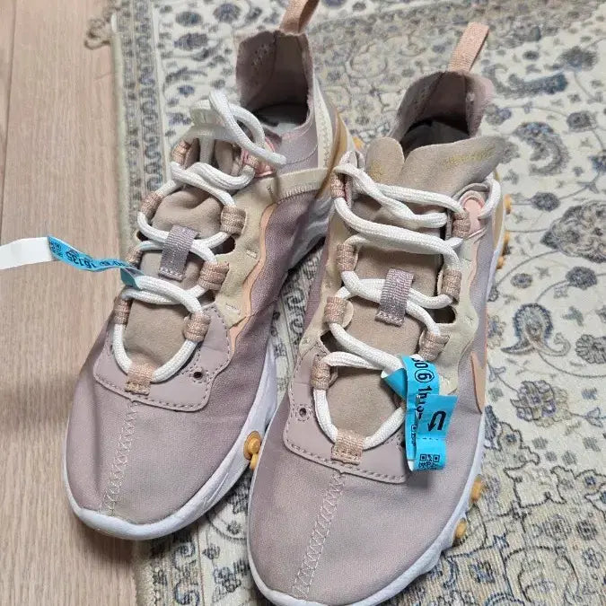 [BUNJANG] Nike React Element Sneakers 230 / 나이키 리액트 엘리먼트 운동화 230