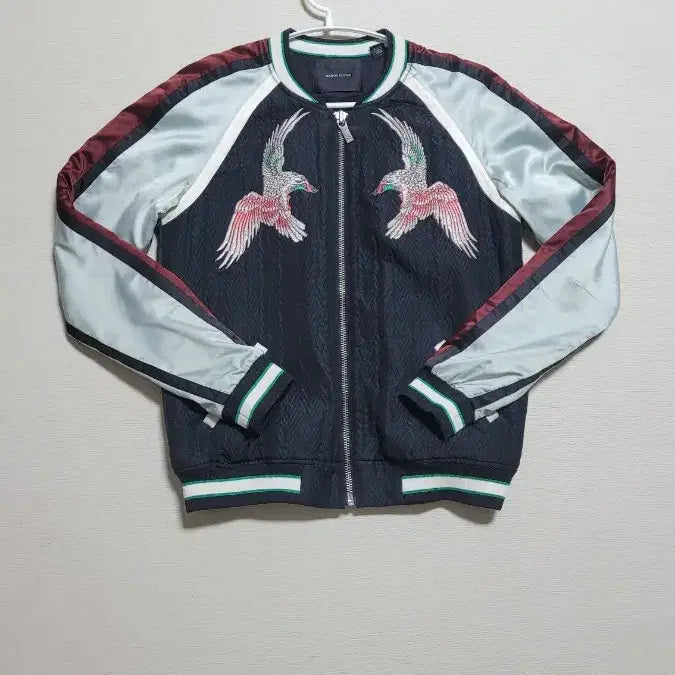 [BUNJANG] Embroidered Souvenir Jacket / 제팬 스카잔