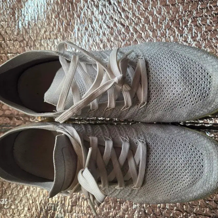 [BUNJANG] Nike Air VaporMax Flyknit White Sneakers / 나이키 에어 베이퍼맥스 플라이니트 흰색 280mm