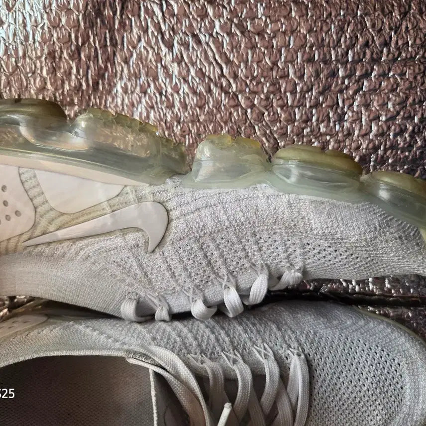 [BUNJANG] Nike Air VaporMax Flyknit White Sneakers / 나이키 에어 베이퍼맥스 플라이니트 흰색 280mm