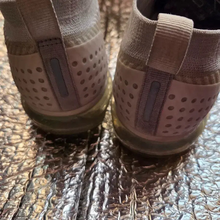 [BUNJANG] Nike Air VaporMax Flyknit White Sneakers / 나이키 에어 베이퍼맥스 플라이니트 흰색 280mm