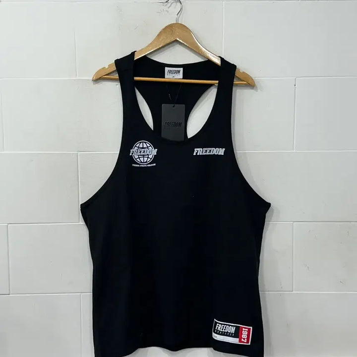 [BUNJANG] FREEDOM Tank Top (Black) XL / FREEDOM 프리덤 나시XL[새상품]