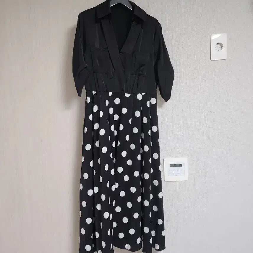 [BUNJANG] Polka Dot Long Dress Black / 땡땡이 도트 패턴 롱 원피스 블랙