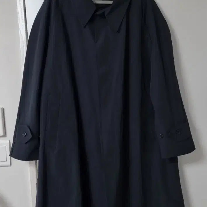 [BUNJANG] Tteulyeong Black Long Trench Coat / 틀영 블랙 바바리 트렌치코트