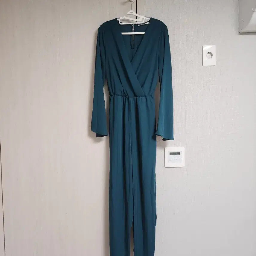 [BUNJANG] ENC Deep Green Wrap Jumpsuit / ENC 딥그린 랩 스타일 점프수트