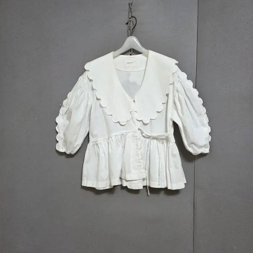 [BUNJANG] White V-Neck Wrap Blouse / 브이넥 큰카라 화이트 랩블라우스 F  n3267
