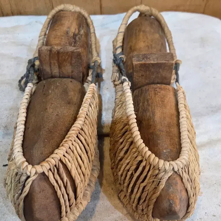 [BUNJANG] Antique Korean Mituri and Singol / 민속품  / 옛날 미투리와 신골