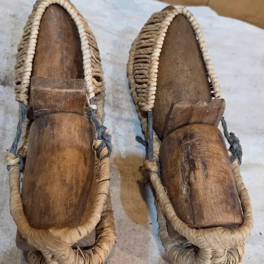 [BUNJANG] Antique Korean Mituri and Singol / 민속품  / 옛날 미투리와 신골
