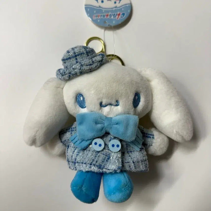 [BUNJANG] Sanrio Cinnamoroll Tweed Suit Keyring Doll / 산리오 시나모롤 트위드 정장 인형 키링