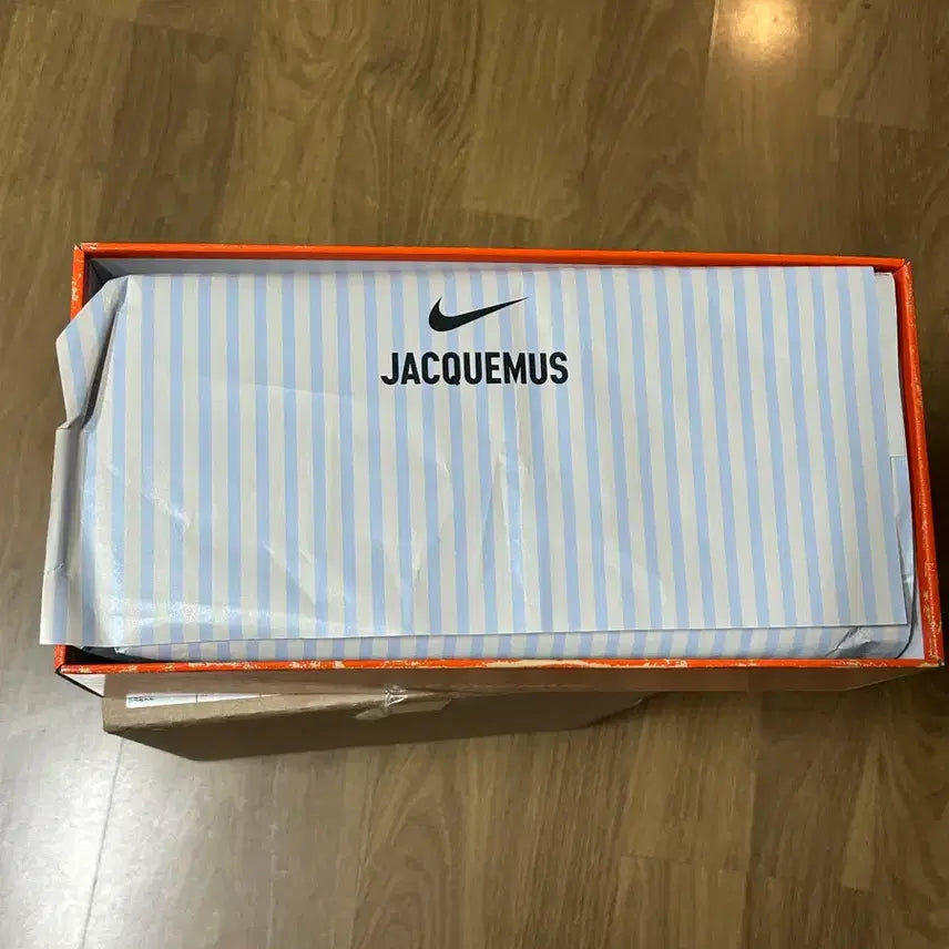 [BUNJANG] Nike x Jacquemus Moon Shoe Aluminum Pink Sneakers / [Men 270] 나이키 x 자크뮈스 문 슈 알루미늄 핑크 세일