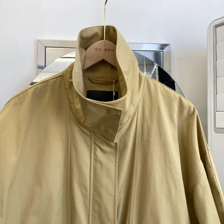 [BUNJANG] Massimo Dutti Trench Coat - Sample - Men&