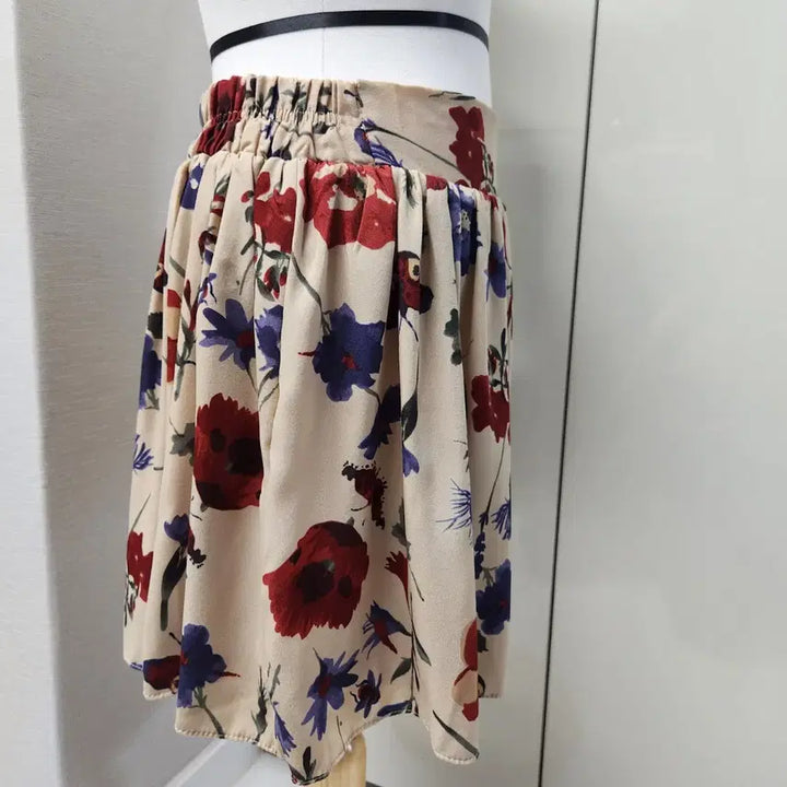 [BUNJANG] Floral Pattern Skirt / (새상품6만원)화사한  치마 스커트