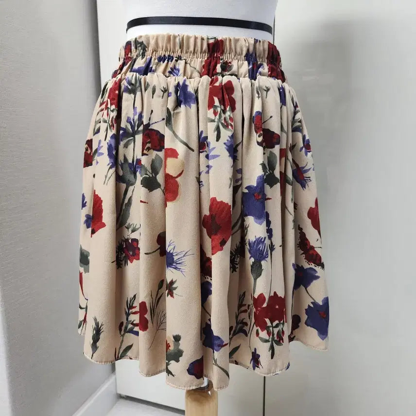 [BUNJANG] Floral Pattern Skirt / (새상품6만원)화사한  치마 스커트
