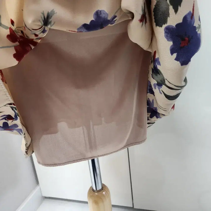 [BUNJANG] Floral Pattern Skirt / (새상품6만원)화사한  치마 스커트