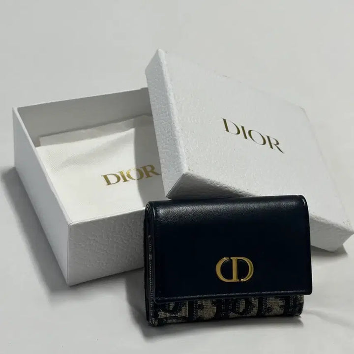 [BUNJANG] Dior Montaigne Oblique Medium Wallet / 디올 몽테인 몽테뉴 중지갑