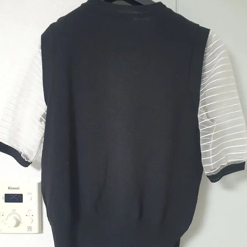 [BUNJANG] Zooc Black Short-Sleeved Cardigan / 주크 반팔 가디건