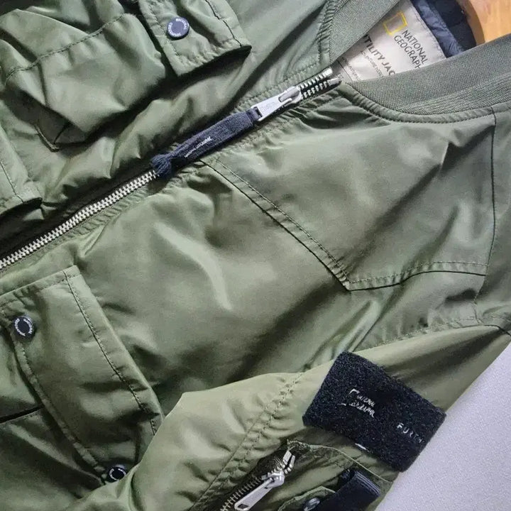 [BUNJANG] National Geographic Leptonic Pocket Point Flight Jacket / 내셔널지오그래픽 렙토닉 포켓 포인트 항공점퍼