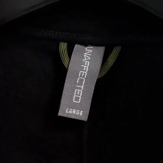[BUNJANG] Unaffected Fleece Jacket Black / 언어펙티드 플리스 자켓 블랙 프리