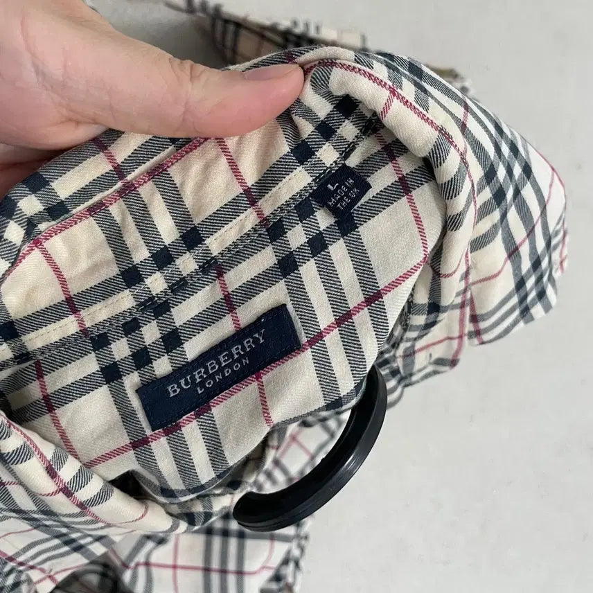 [BUNJANG] Burberry Nova Check Short Sleeve Shirt / L 버버리 노바체크 반팔 셔츠 남방 B.4600