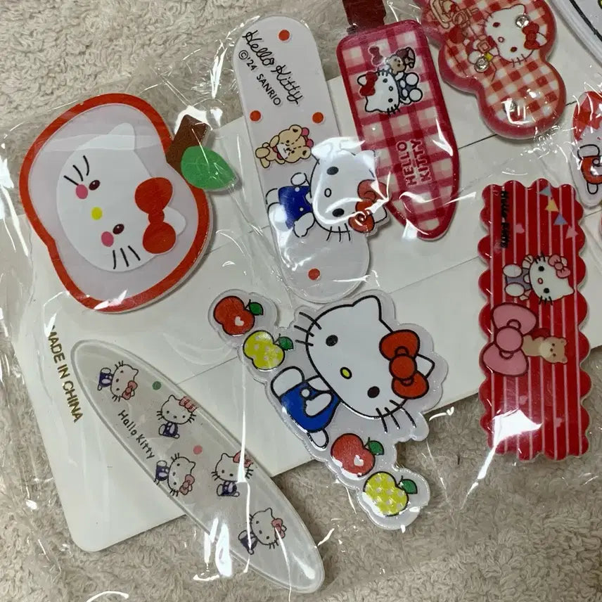[BUNJANG] Hello Kitty Hairpin Collection / 헬로키티 머리핀 모음