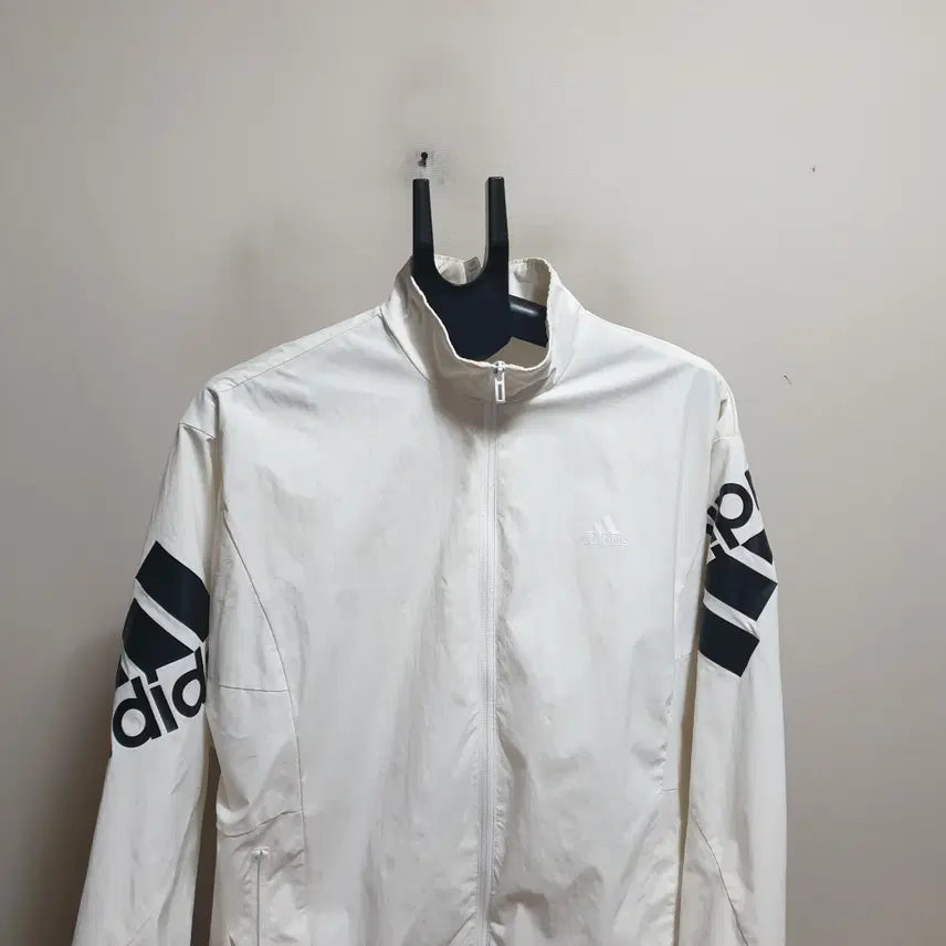 [BUNJANG] Adidas Zip-up Jacket (Size 105) / 아디다스집업점퍼/자켓/105