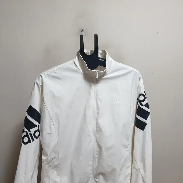 [BUNJANG] Adidas Zip-up Jacket (Size 105) / 아디다스집업점퍼/자켓/105