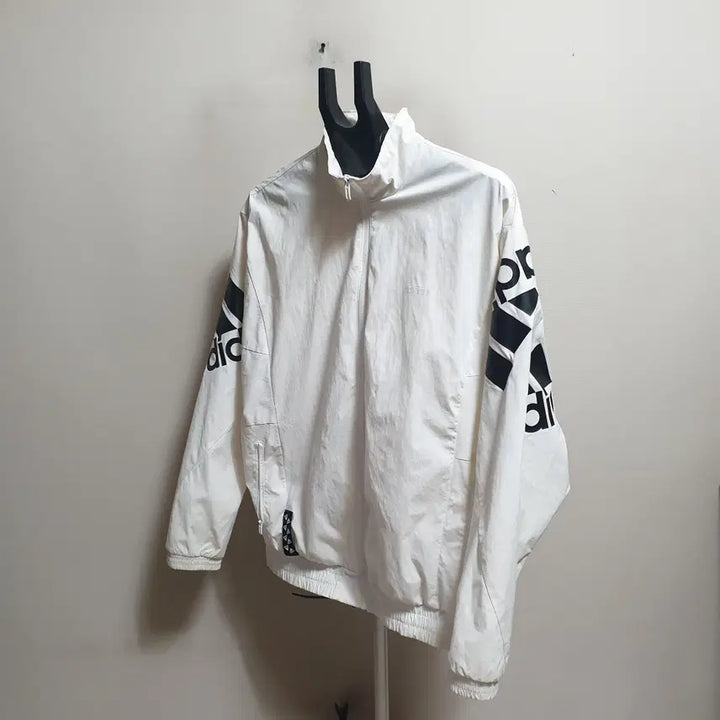[BUNJANG] Adidas Zip-up Jacket (Size 105) / 아디다스집업점퍼/자켓/105